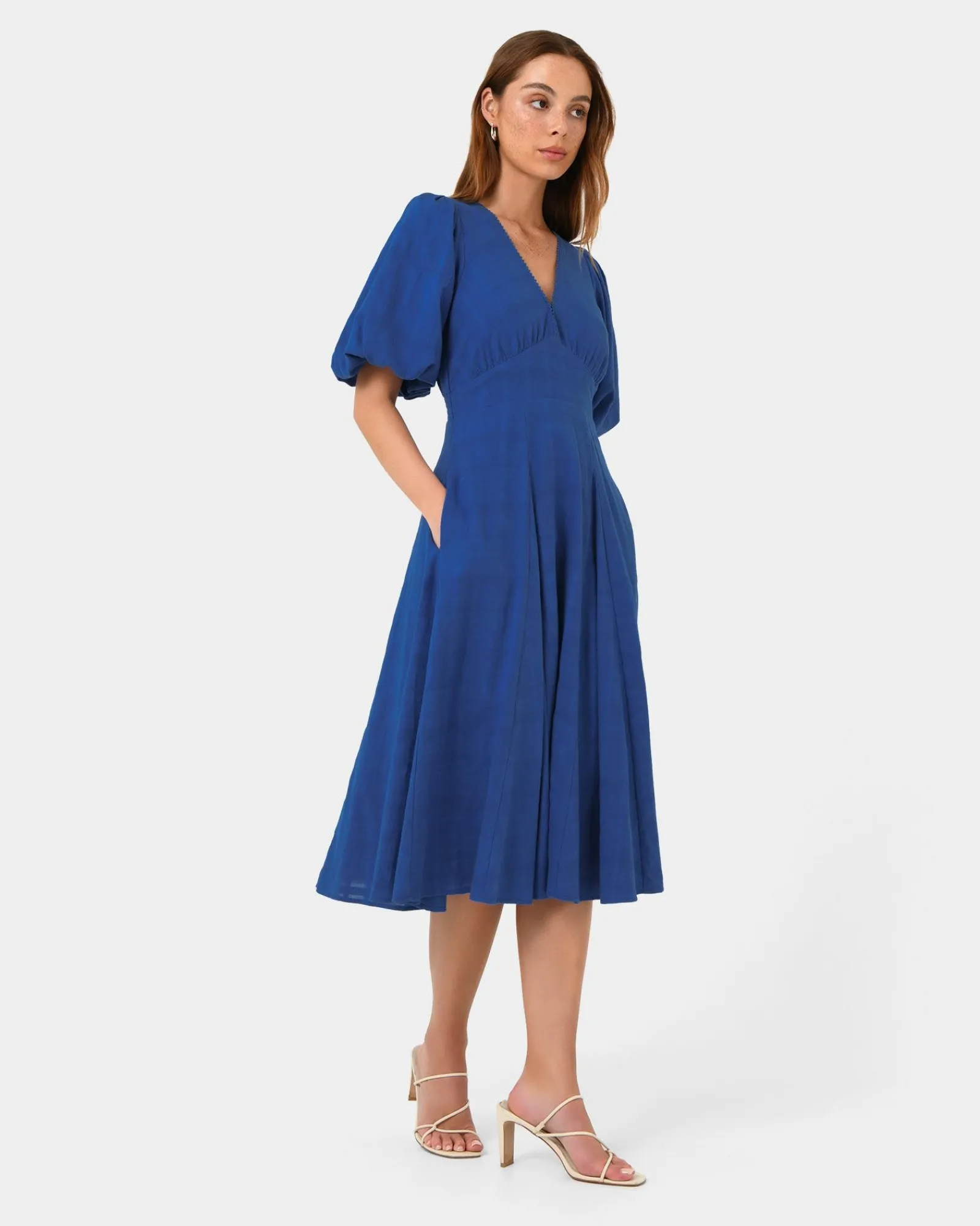 Forcast Iris Puff Sleeve Midi Dress* Conscious|Midi Dresses