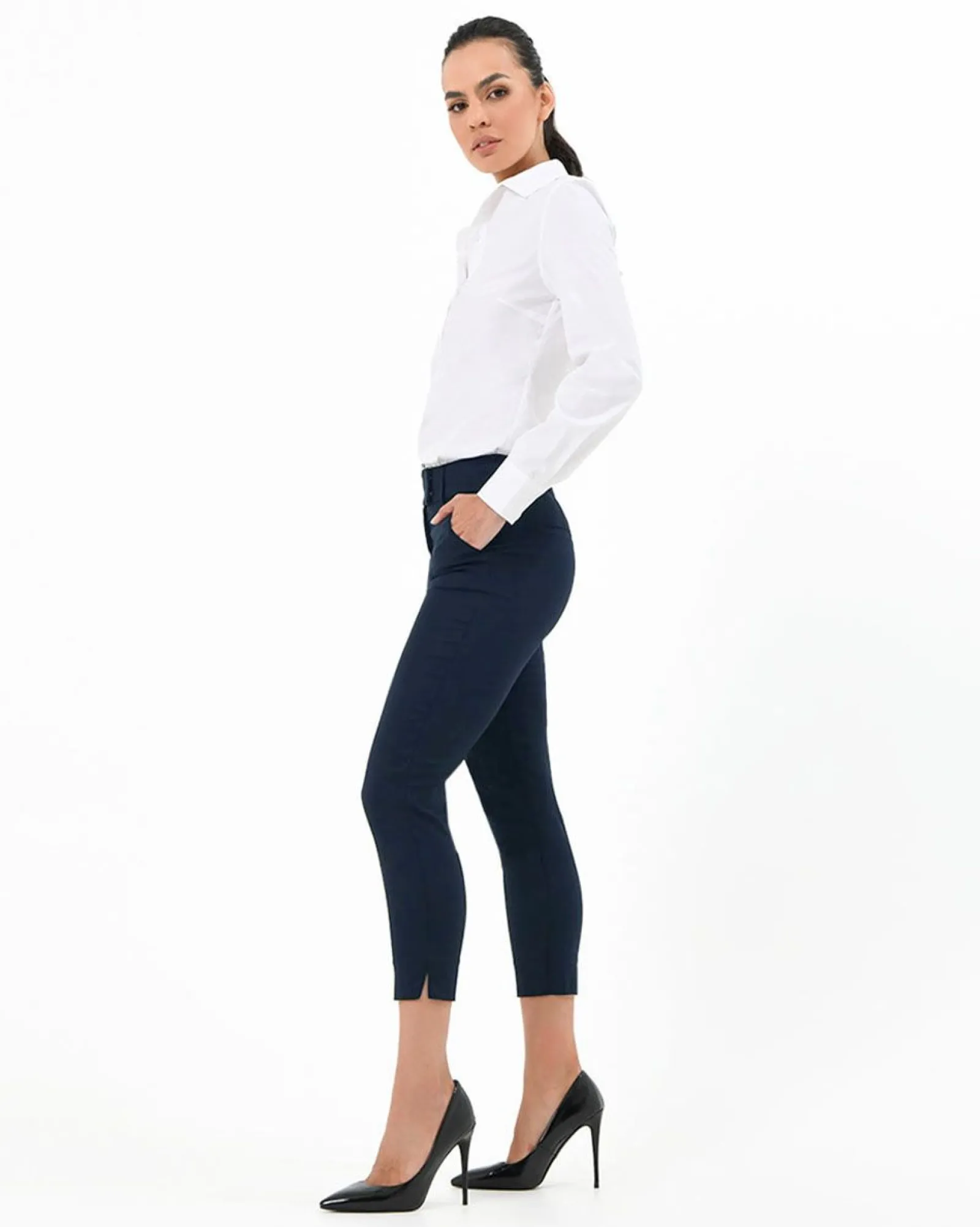 Forcast Josie 2 Cropped Notch Pants* Cropped Pants|Slim Leg Pants