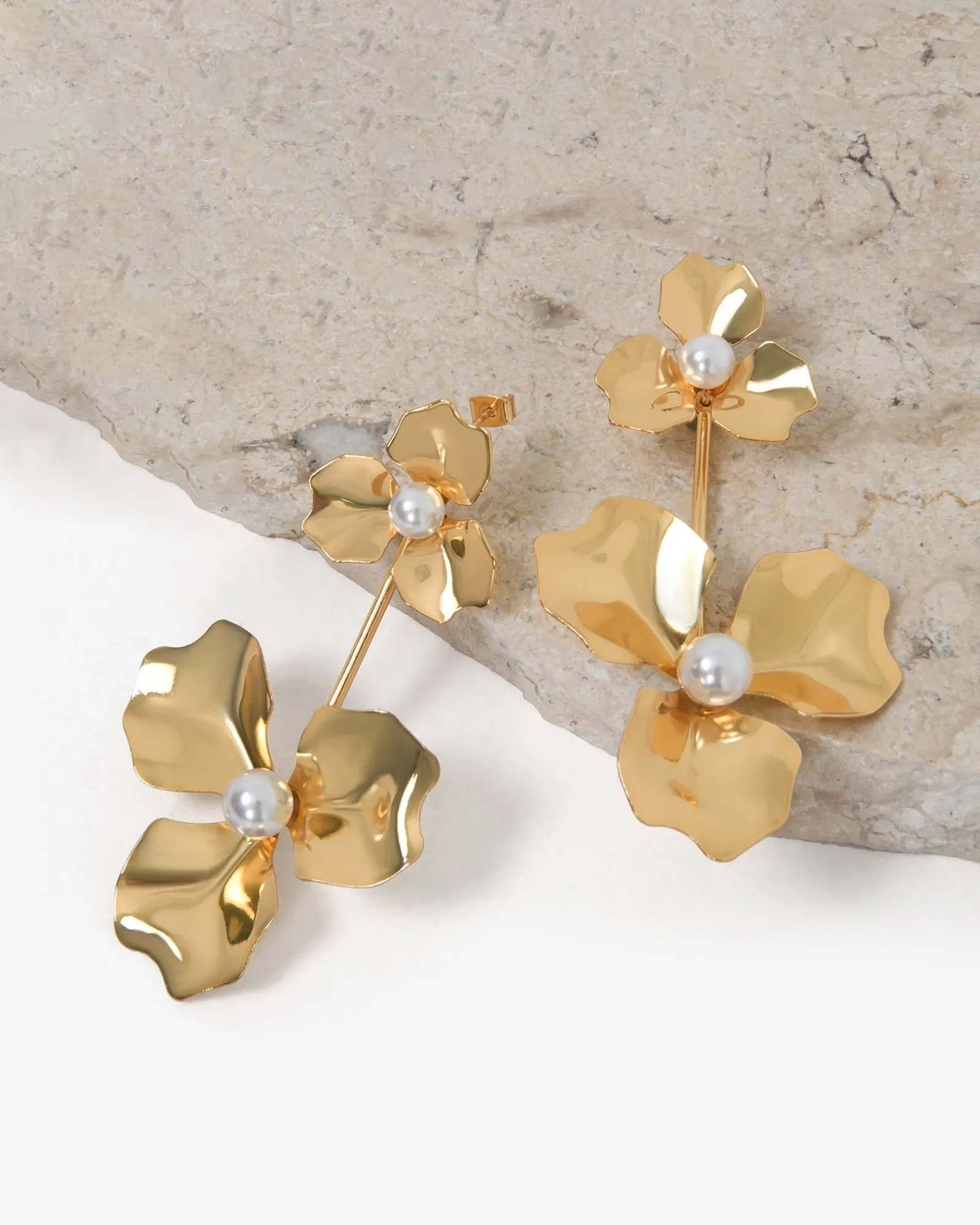 Forcast Magnolia Bold Floral Earrings* Earrings